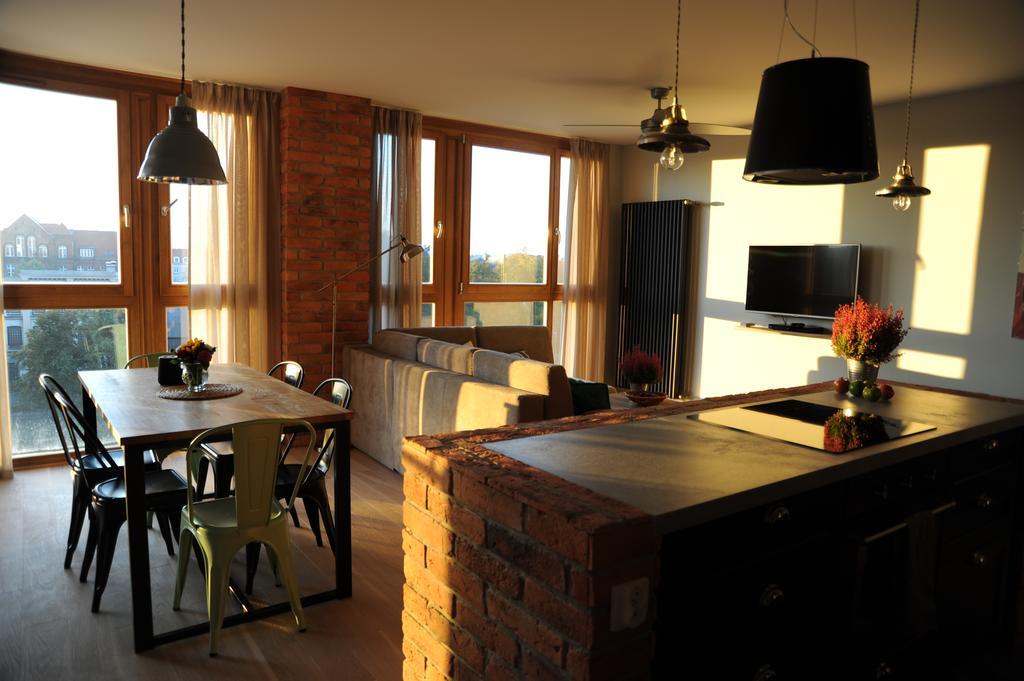 Staywin Riverfront Lofts Гданск Стая снимка