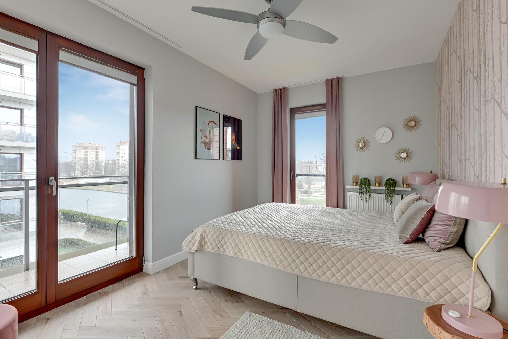 Staywin Riverfront Lofts Гданск Екстериор снимка
