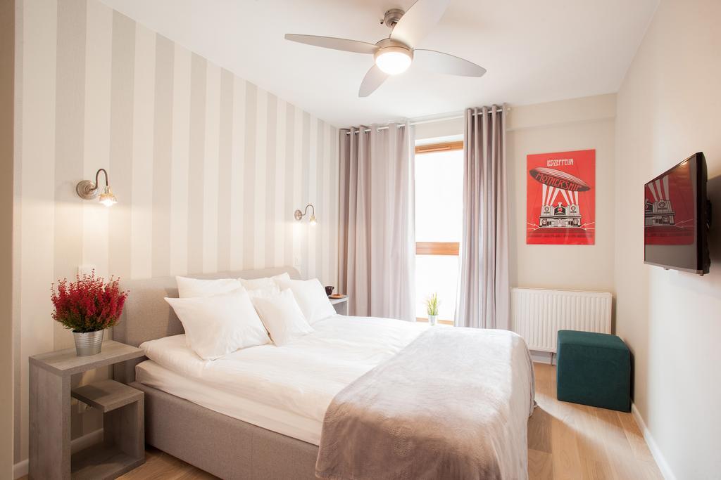Staywin Riverfront Lofts Гданск Екстериор снимка
