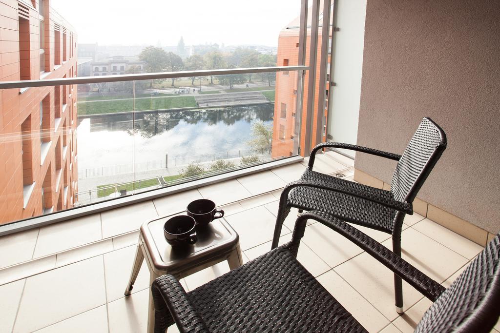 Staywin Riverfront Lofts Гданск Екстериор снимка