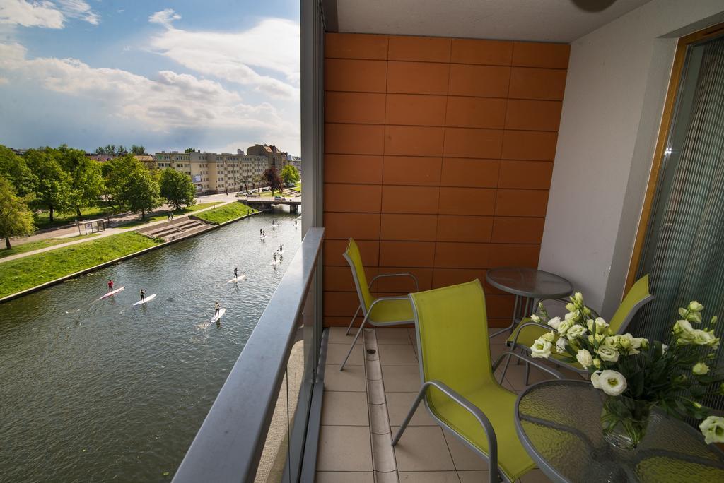 Staywin Riverfront Lofts Гданск Екстериор снимка